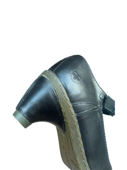 Dr. Martens 11916 heels