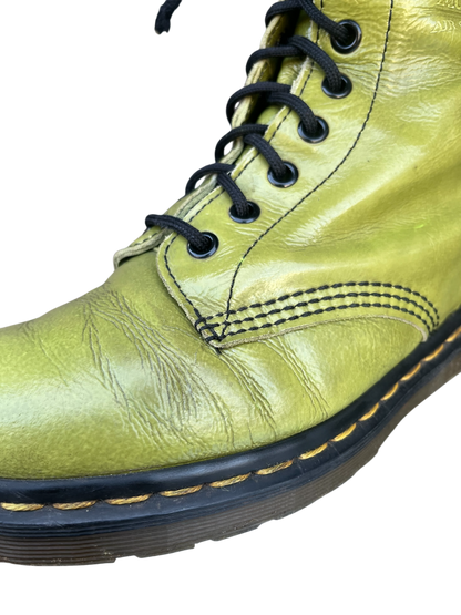 Dr. Martens 1460 MIE patent