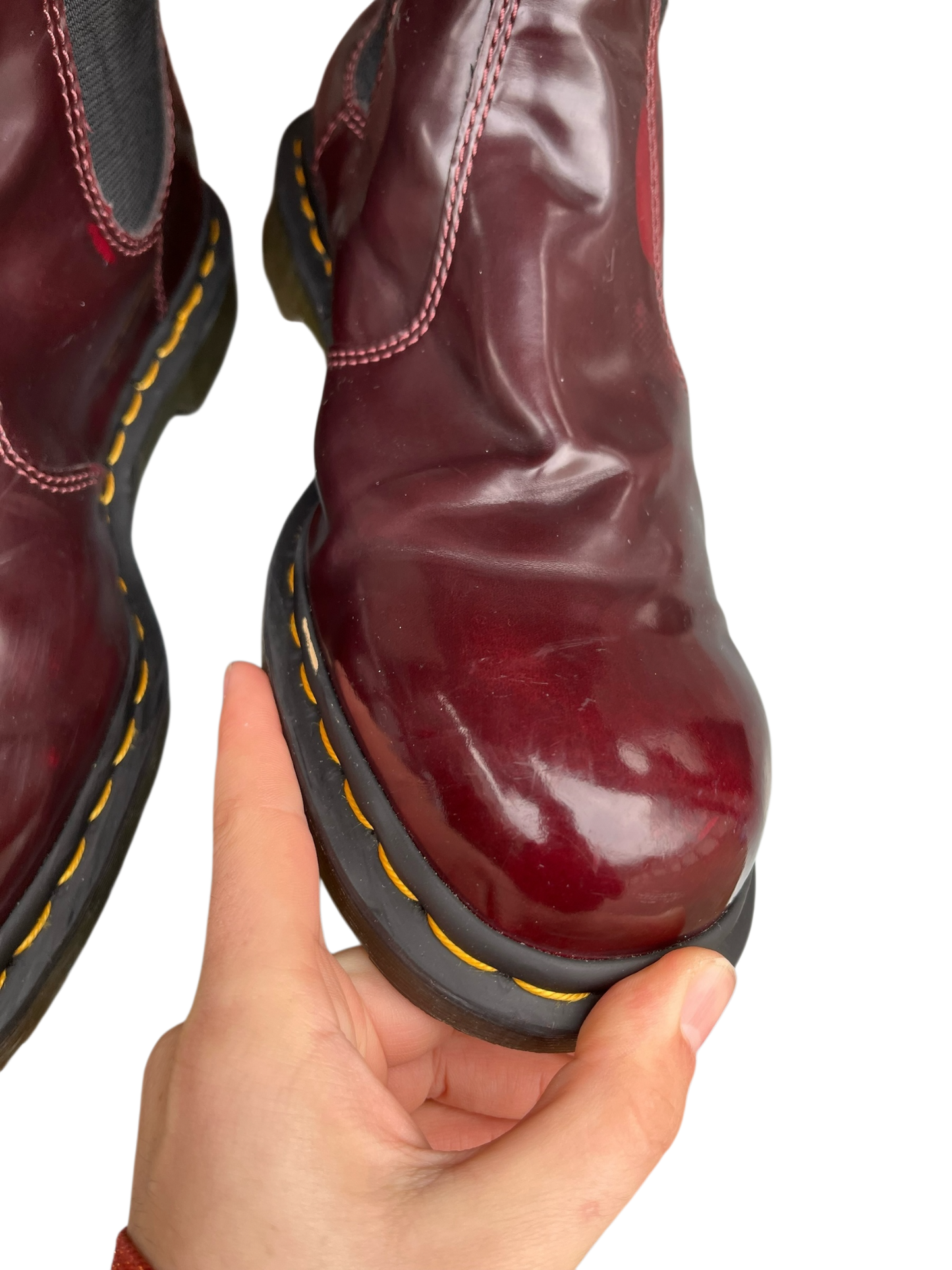 Dr. Martens 2976 Vegan chelsea rub off