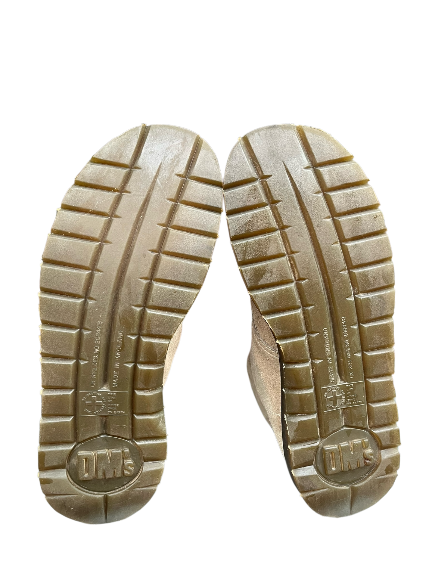 Dr. Martens 9102 MIE Suède boots