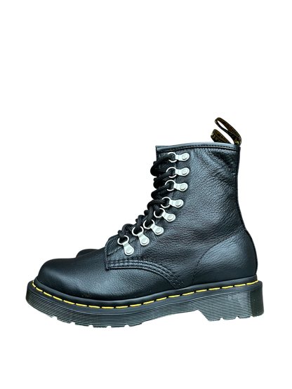 Dr. Martens 1460 Laced