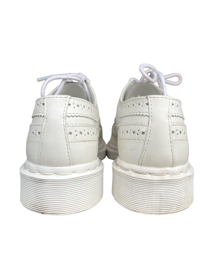 Dr. Martens 3989 Brogue wit