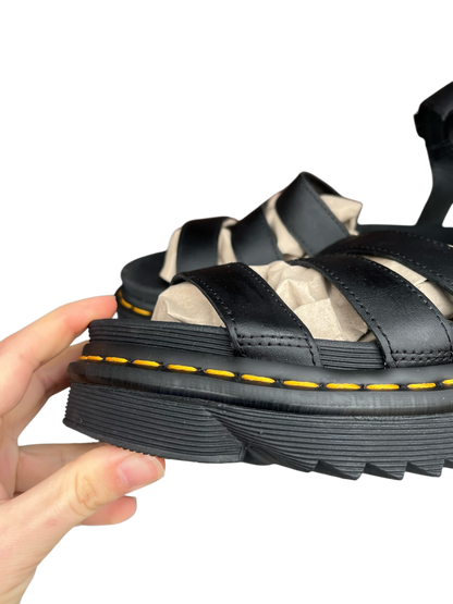 Dr. Martens Blaire sandalen