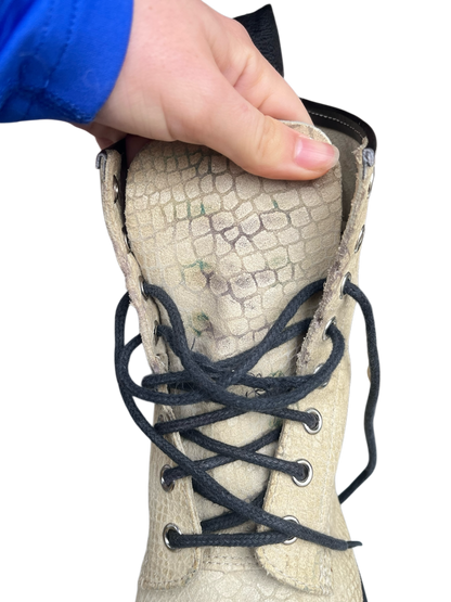 Dr. Martens 1460 Ivory suède snakeskin