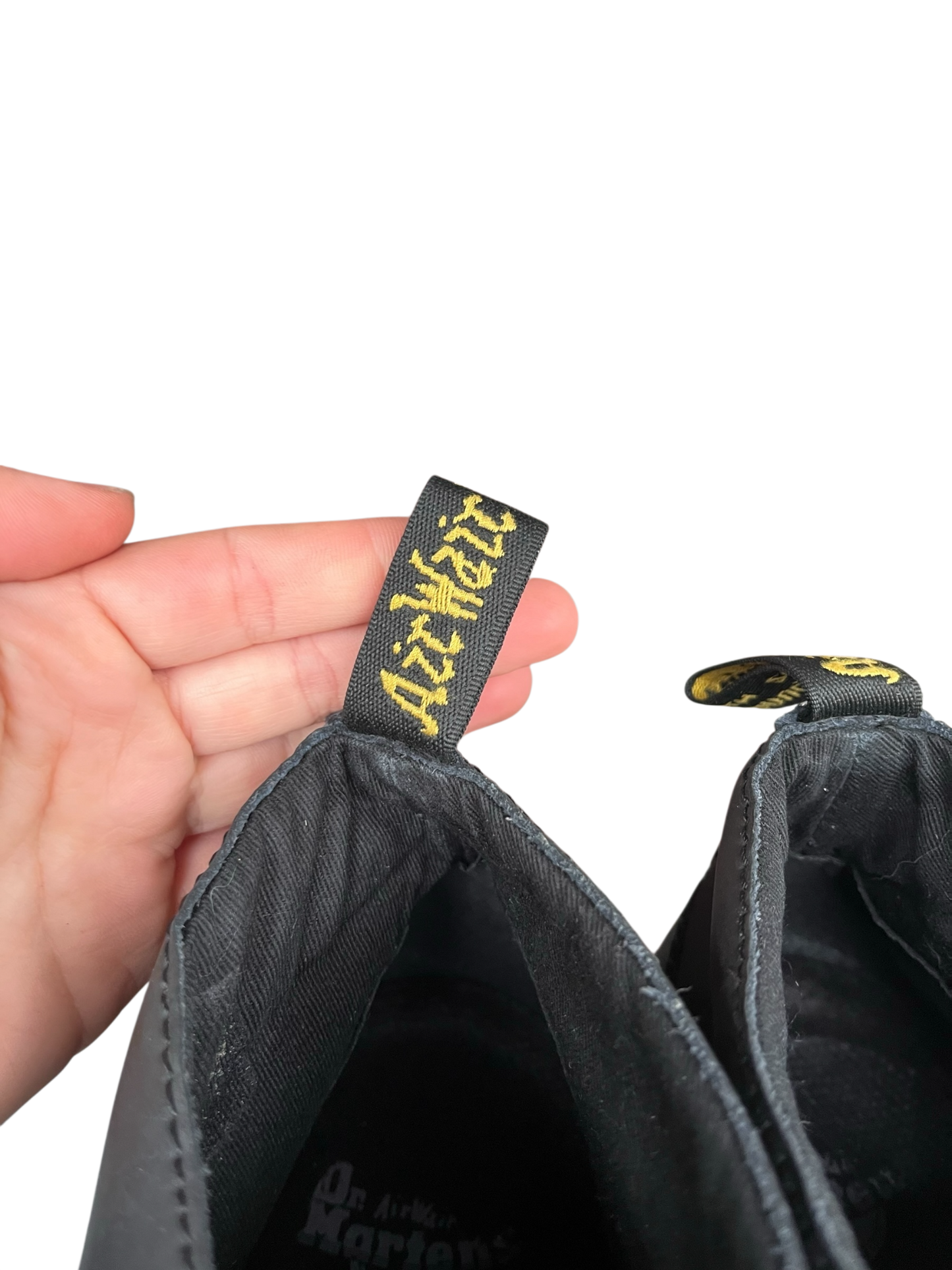 Dr. Martens Will Greasy lamper