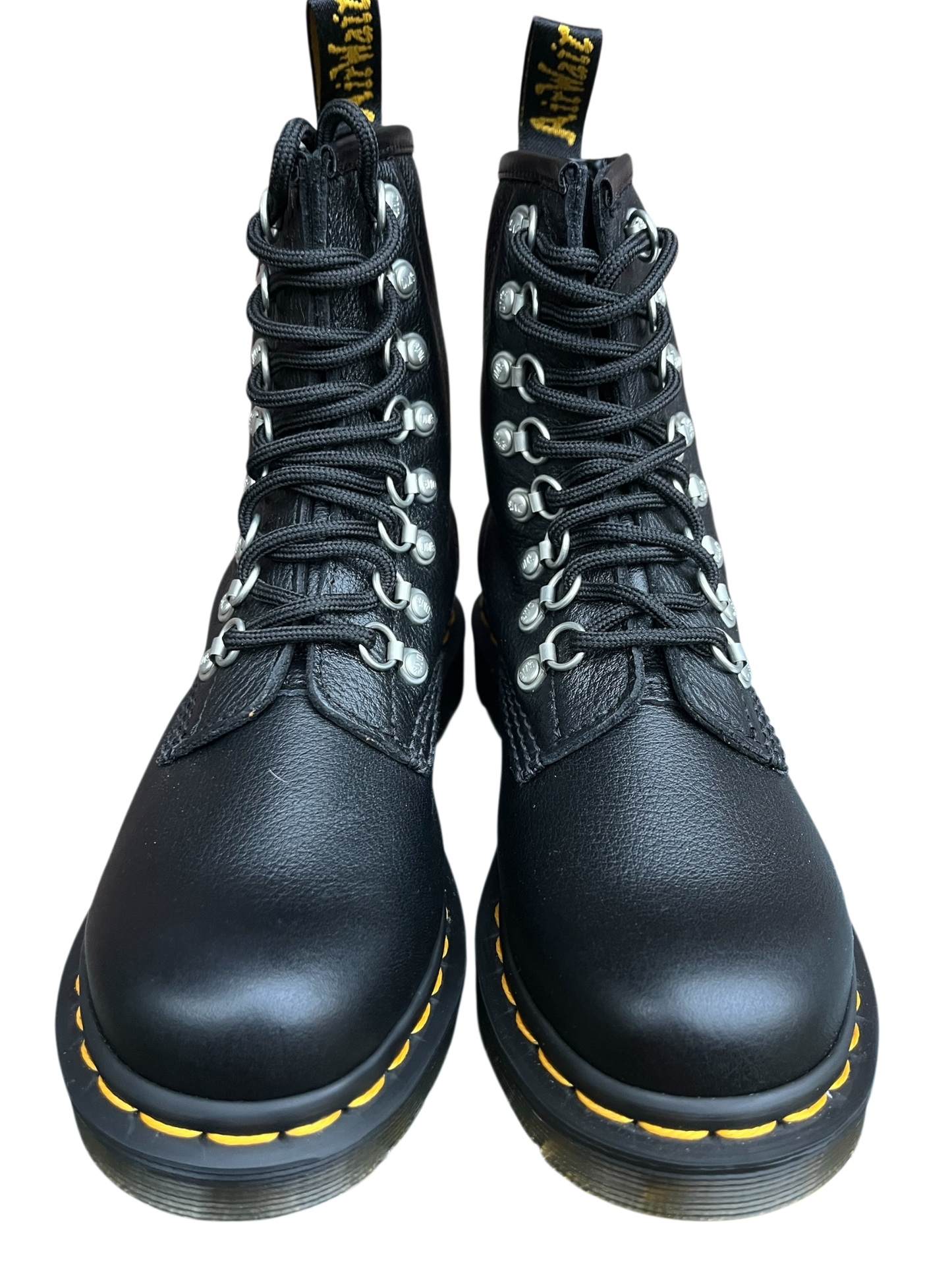 Dr. Martens 1460 Laced