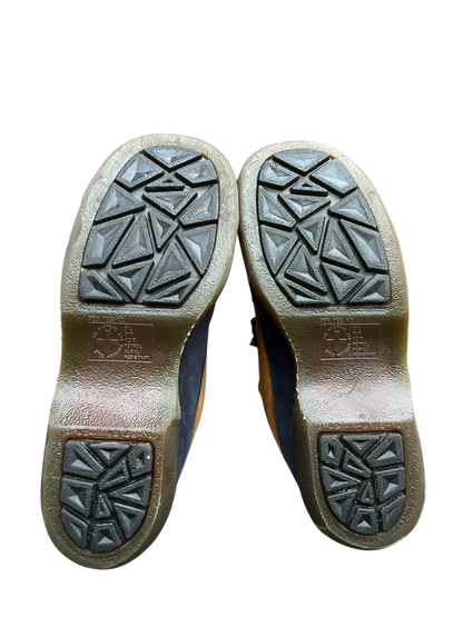 Dr. Martens 8363 MIE Buzz sole