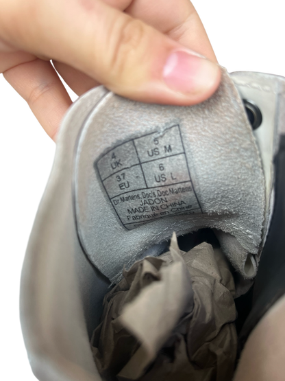 Dr. Martens Jadon platform wit