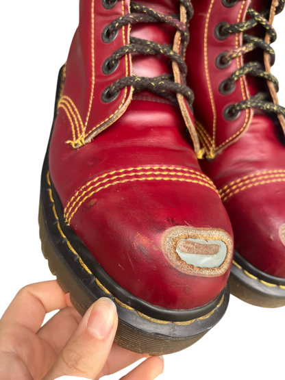 Dr. Martens 2A42 Exposed steel toe