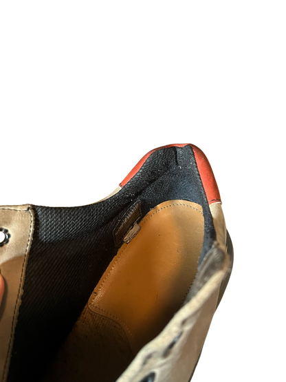 Dr. Martens 8345 MIE Buzz sole