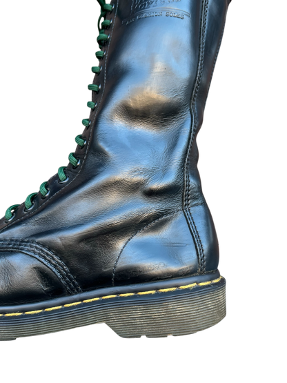 Dr. Martens 1914 Mid calf boots