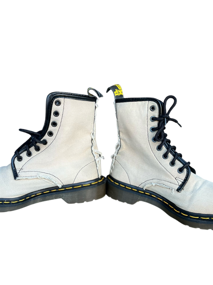 Dr. Martens 1460 MIE Canvas