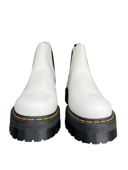 Dr. Martens 2976 Quad Chelsea boots