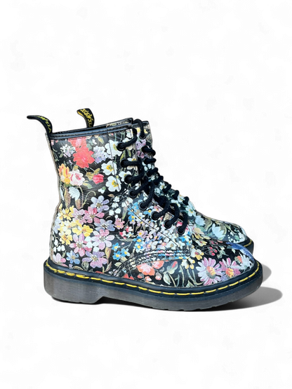 Dr. Martens 1460 MIE Sienna miller