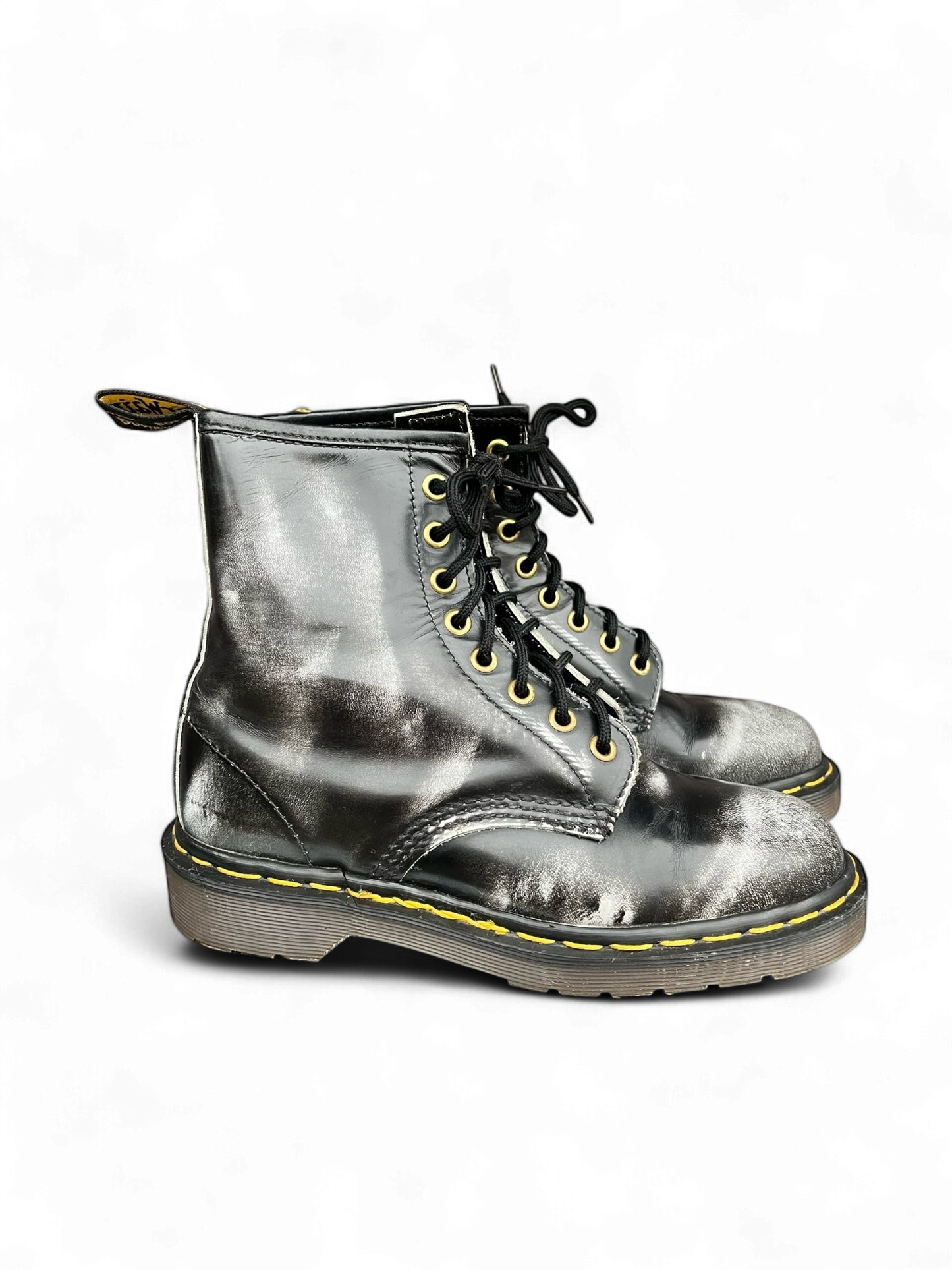 Dr. Martens 1460 MIE rub off