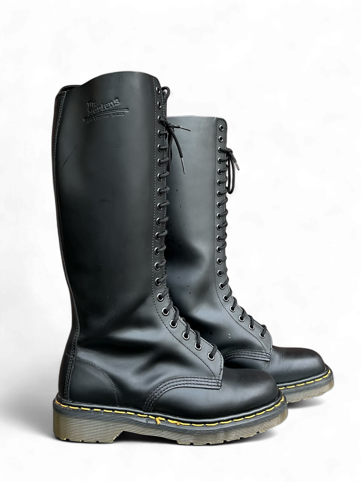 Dr. Martens 1420 MIE high boots