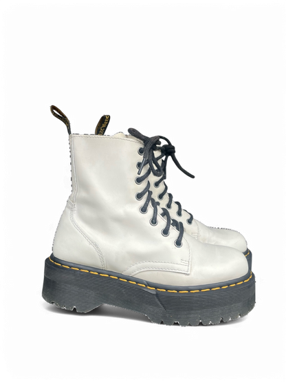 Dr. Martens Jadon