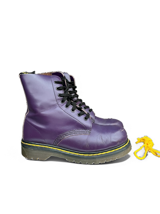 Dr. Martens 1460 MIE double stitch