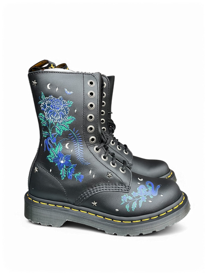 Dr. Martens 1490 Mystic garden