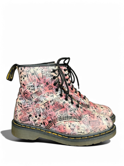 Dr. Martens 1460 MIE London Icons