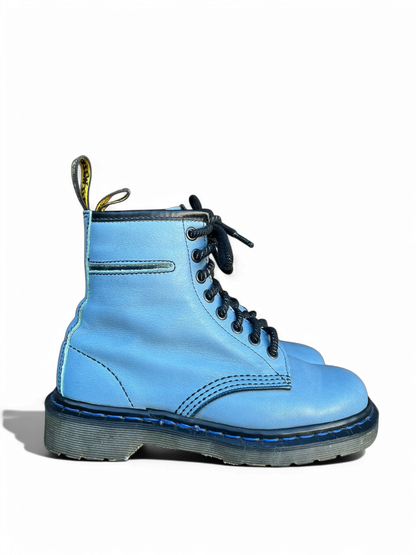 Dr. Martens 1A37 MIE “Forget me knot”