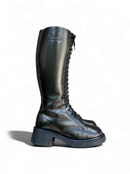Dr. Martens 1420 MIE Jazz sole