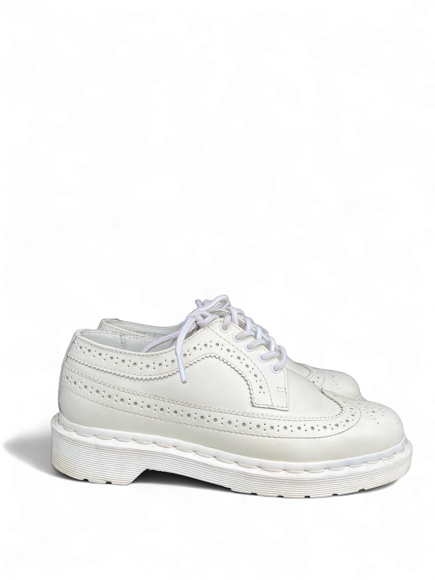 Dr. Martens 3989 Brogue wit