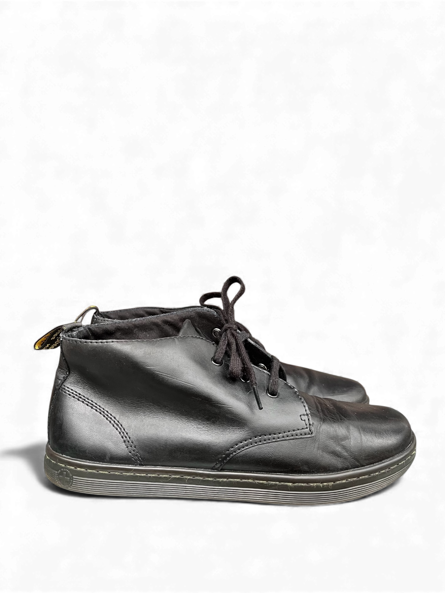 Dr. Martens Will Greasy lamper