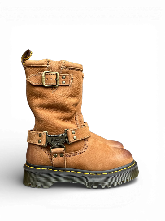 Dr. Martens Anistone Hi desert brown