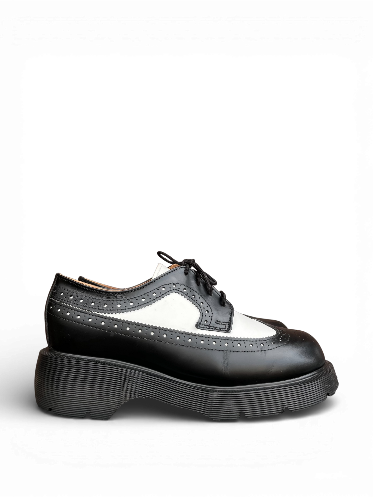 Dr. Martens 8604/92 MIE Brogue chunky platform