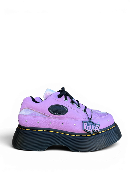 Dr. Martens x Bratz buzz sole