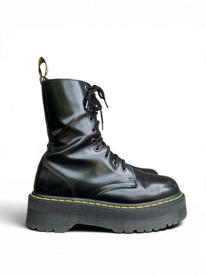 Dr. Martens Jadon Hi smooth platform