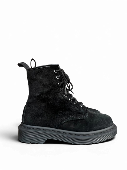 Dr. Martens 1460 Mono Soft Buck boots