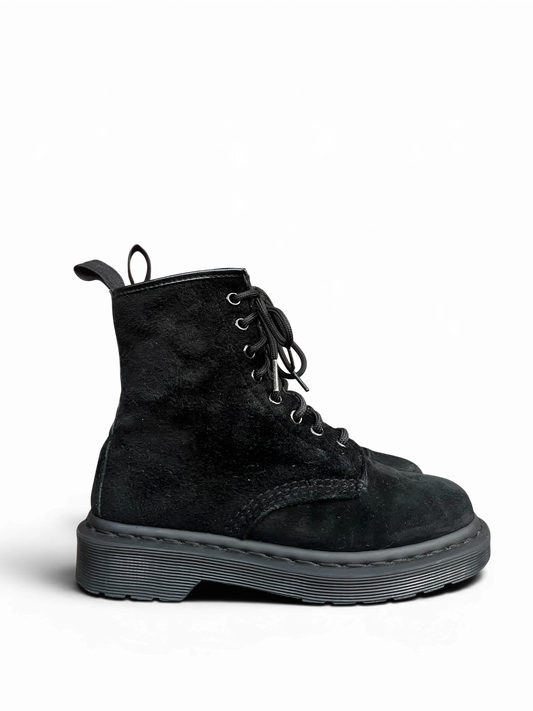 Dr. Martens 1460 Mono Soft Buck boots