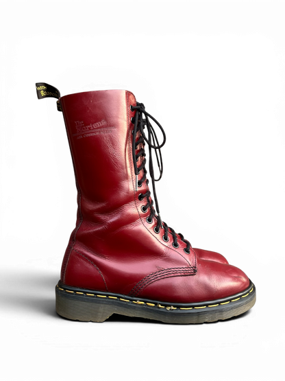 Dr. Martens 1914 MIE Mid calf cherry red