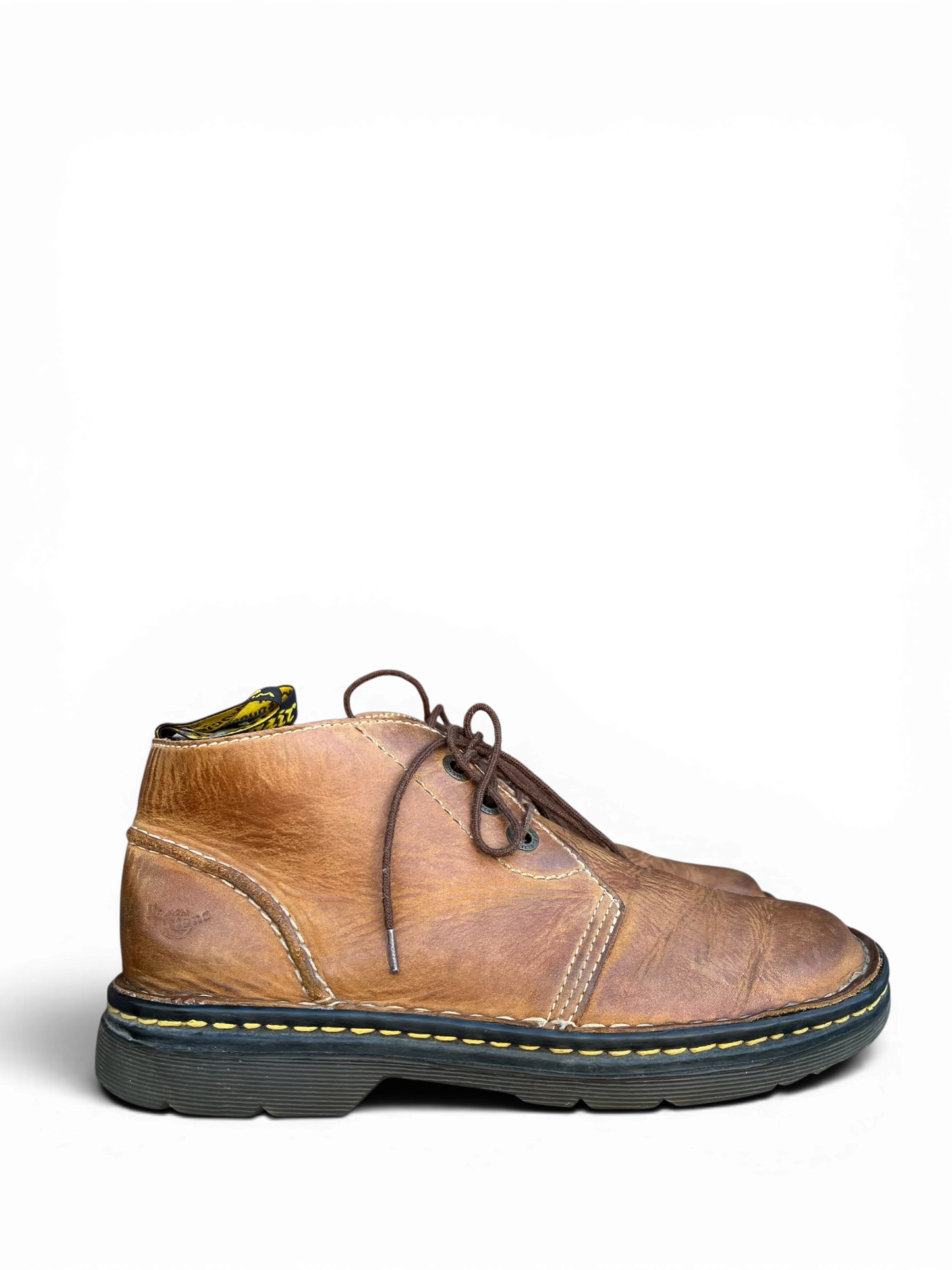 Dr. Martens 11038 Vintage chukka boots