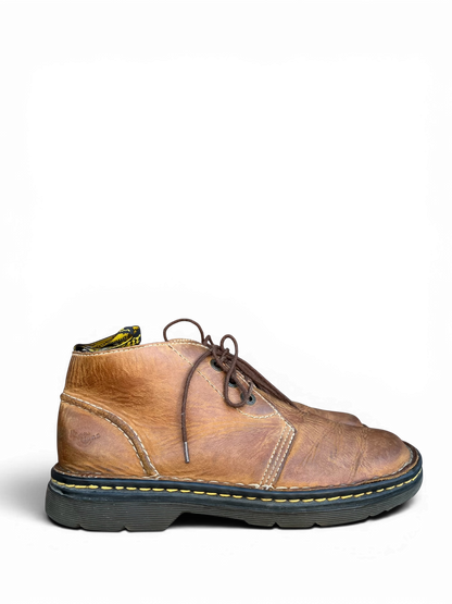 Dr. Martens 11038 Vintage chukka boots
